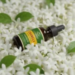 ACTIZEET Chameli Essential Oil Lifestyle Image