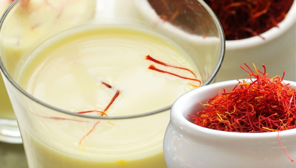 How Much Kesar to Put in Milk